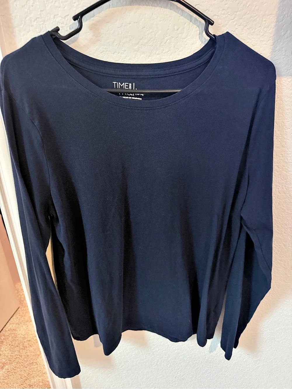 Time and Tru Long Sleeve Tee in Blue Size XL (12-14)